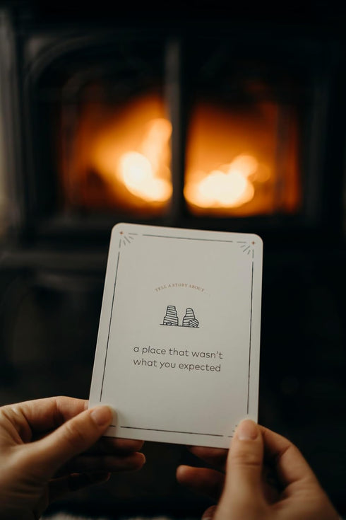 CAMPFIRE STORIES DECK: PROMPTS FOR IGNITING CONVERSATION BY THE FIRE - KYU